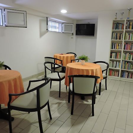 Albergo Sabrina Rimini Exterior foto